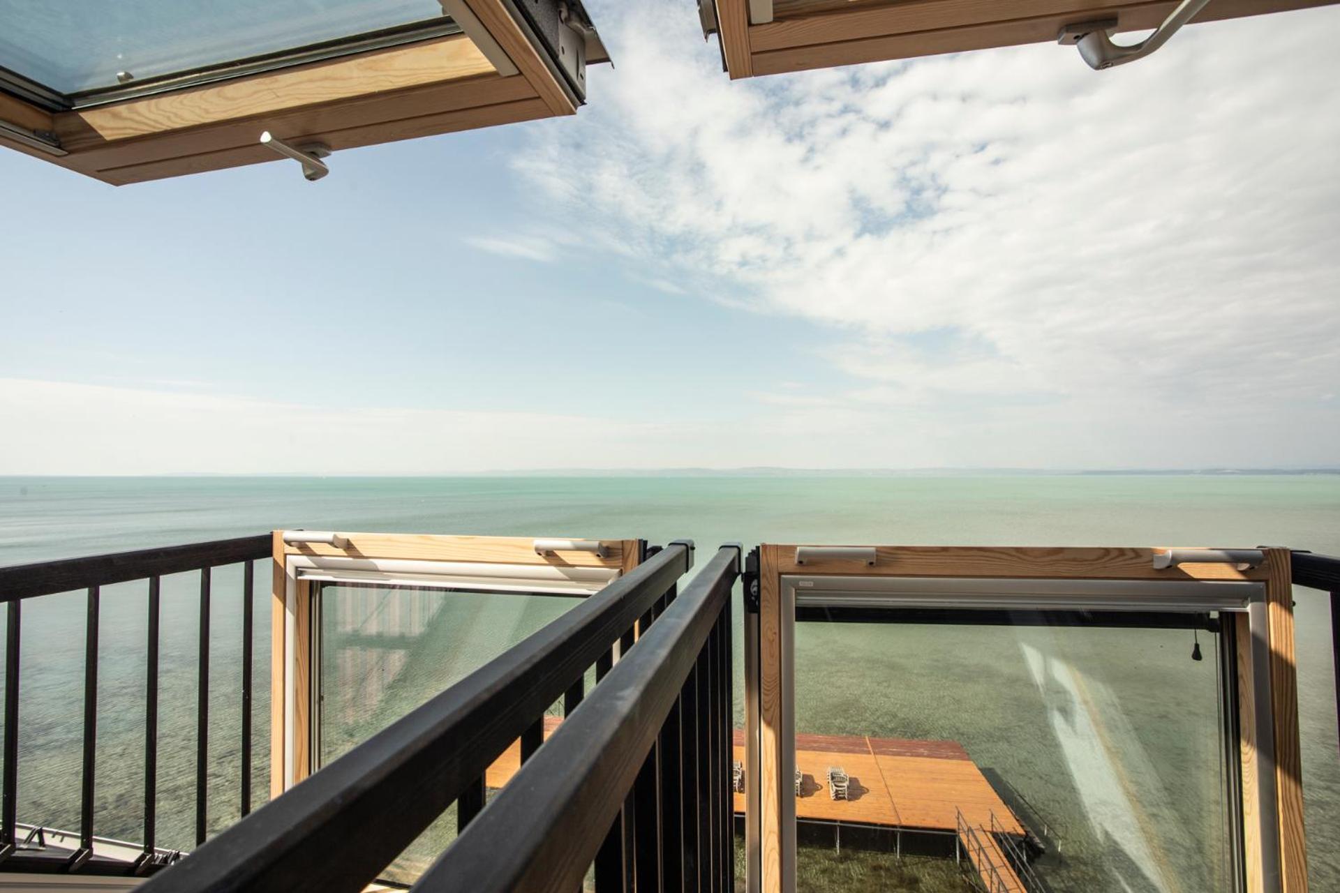 Bed and Breakfast Dalma Panzio Balatonvilágos Exterior foto